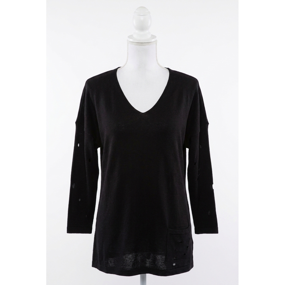 NEW ANGEL cut-out sleeve pocket top in black